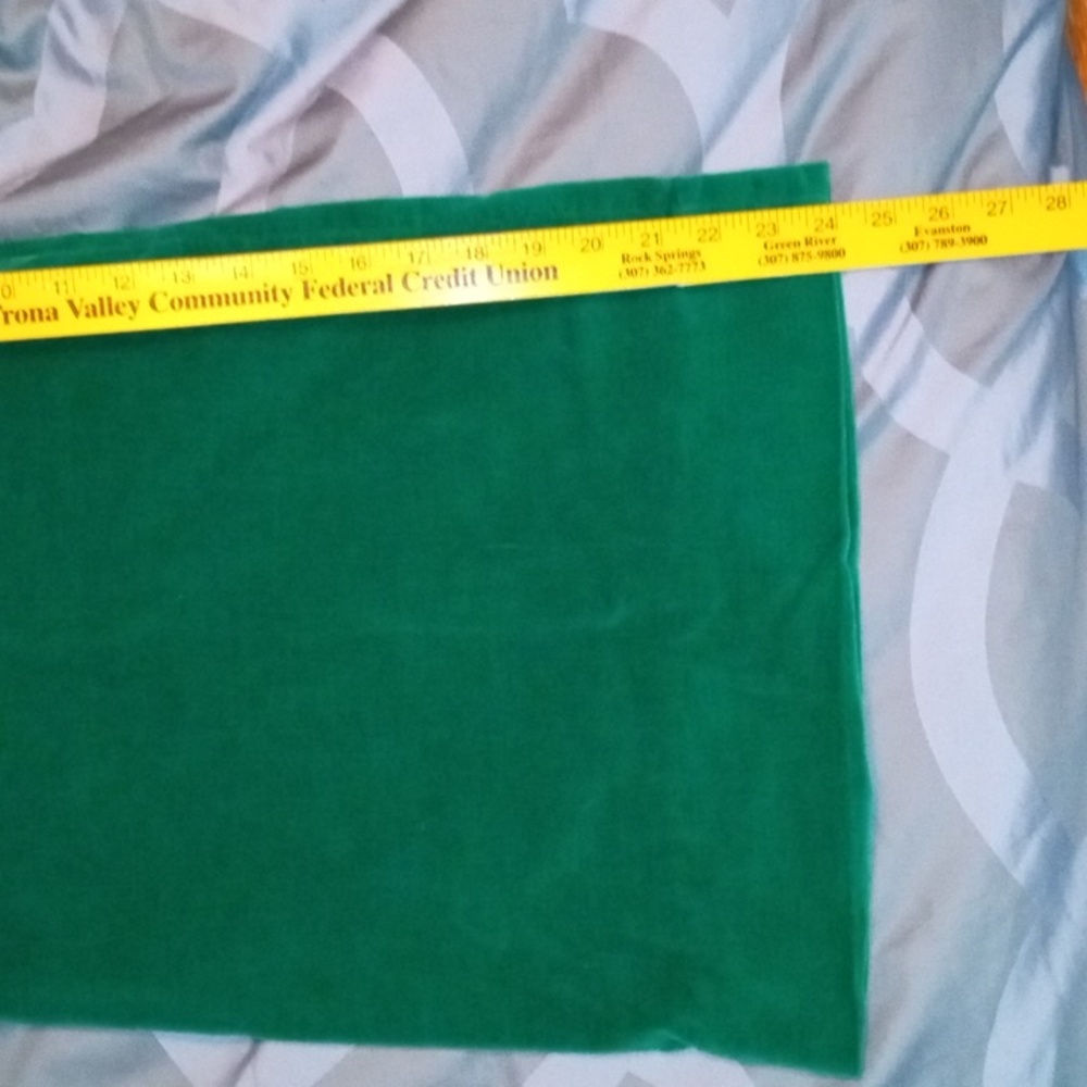 Child’s Vintage Dress Hand Crafted Green Velour Girl’s Size 6 - Picture 5 of 5